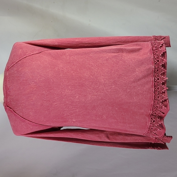 Altar'd State Blouse - Picture 6 of 13